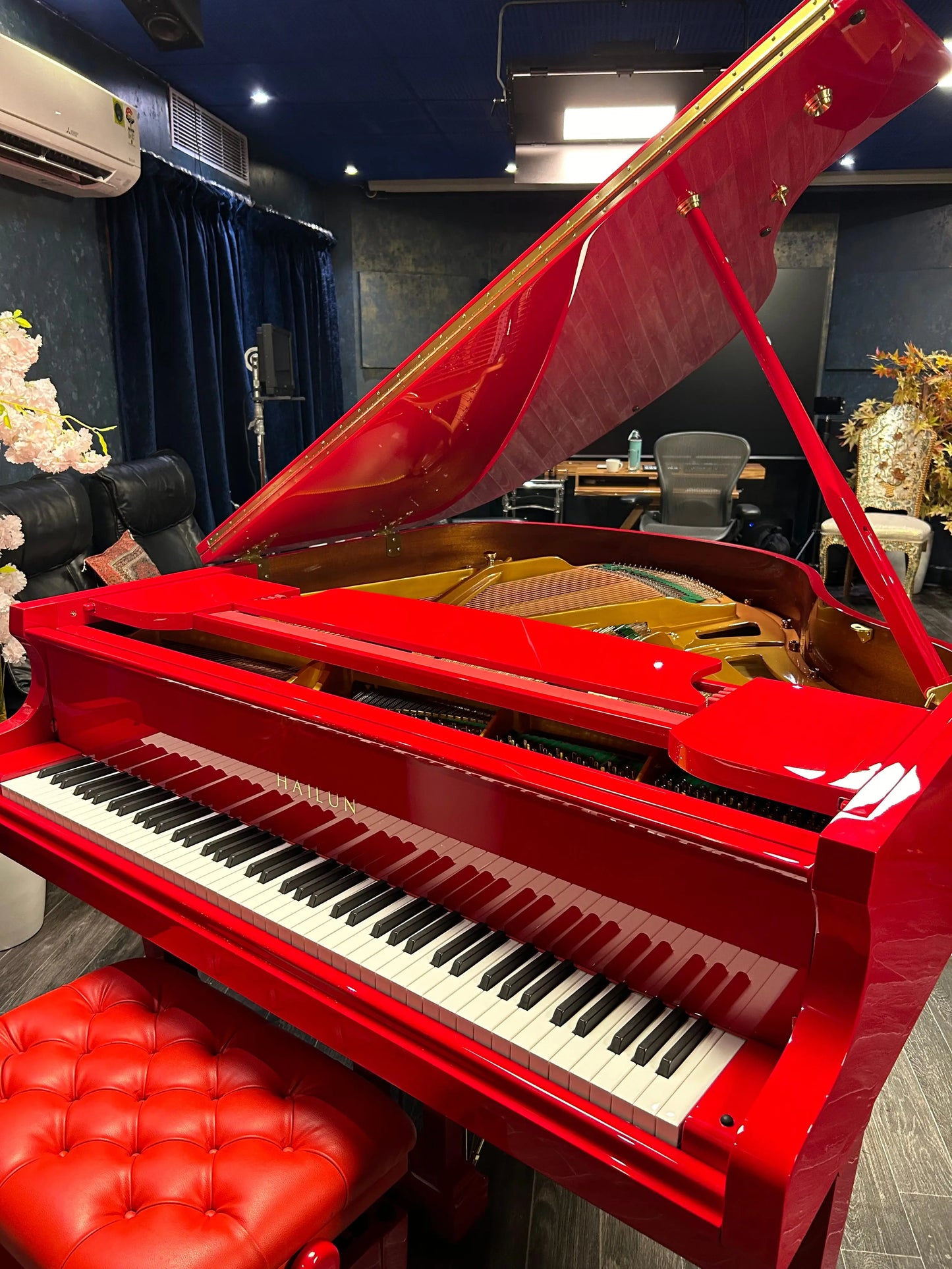 Hailun Grand Piano HG150SE - Red Ferrari Edition - Mezzopiano